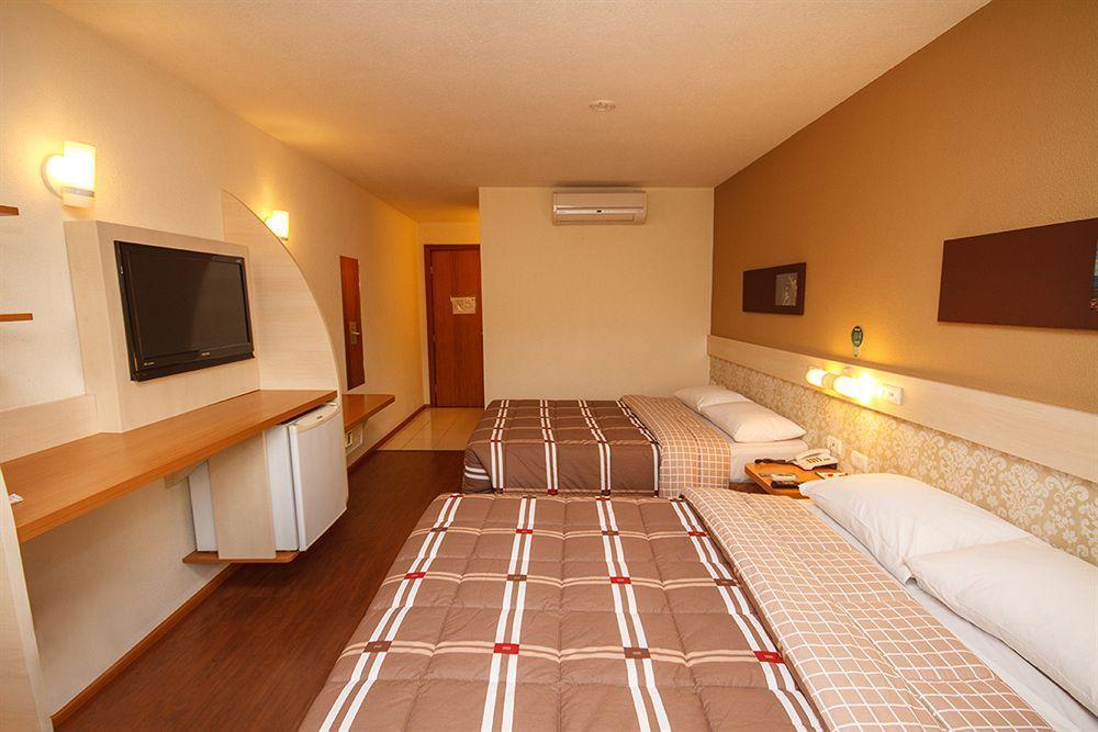 Hotel 10 Itajai/Navegantes Itajaí Exterior foto